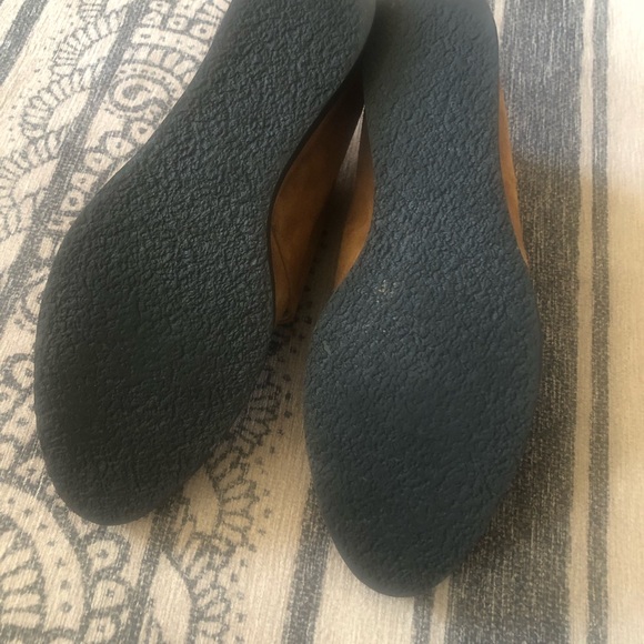 Cotelac Almond Toe Suede Booties - Picture 3 of 8